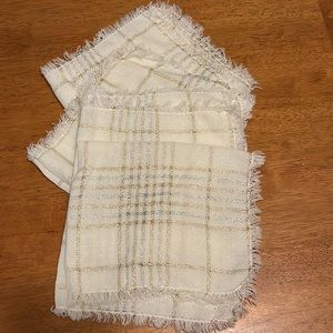 White Gold Silver Sparkle Plaid Acrylic Napkins with Fringe Set of 4